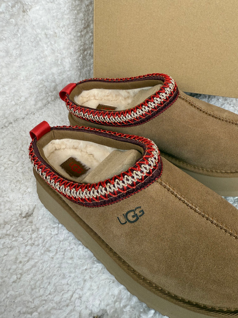 UGG Plattform Slippers Chestnut Sz. 38 EU