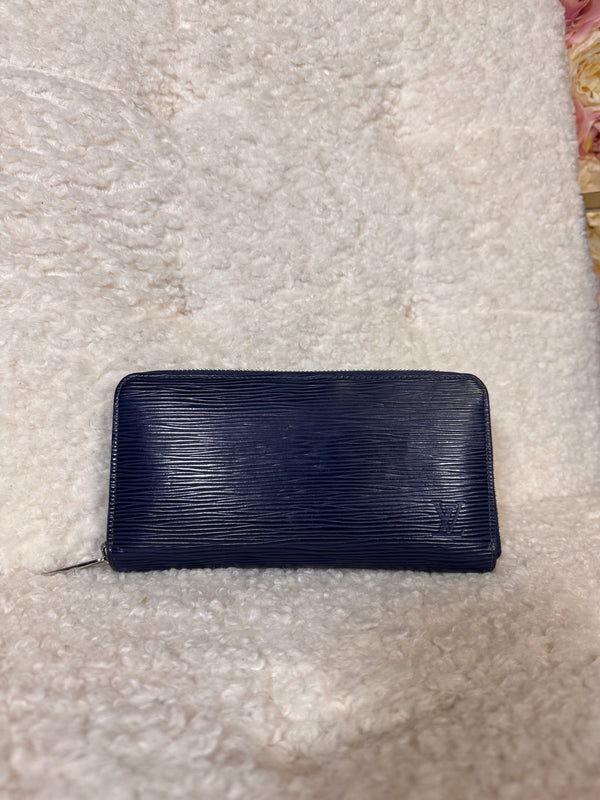 Louis Vuitton Wallet with Epi Leather Blue