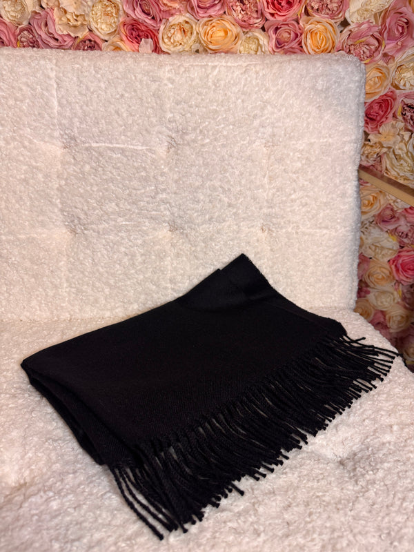 Sol Baby Alpaca Scarf with Fringes Black