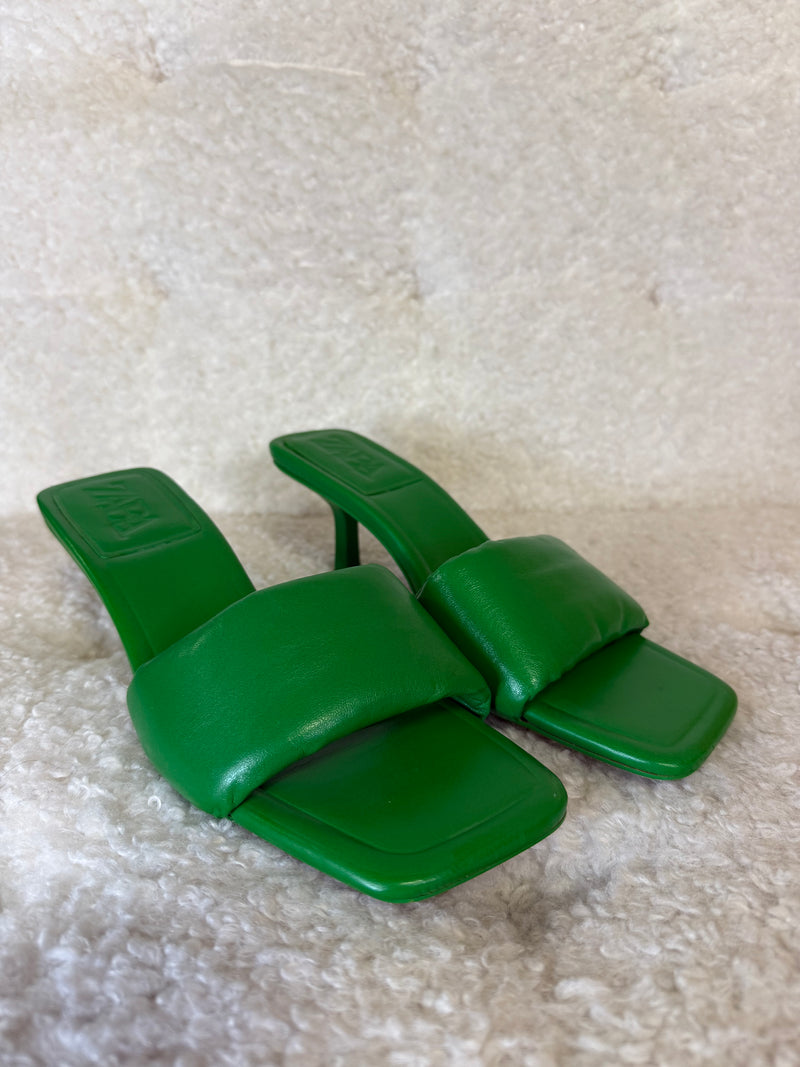 Zara Sandals Kitten Heel Green Sz. 39 EU