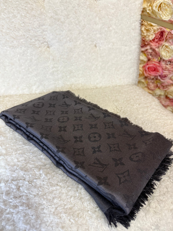 Louis Vuitton Monogram Scarf Grey