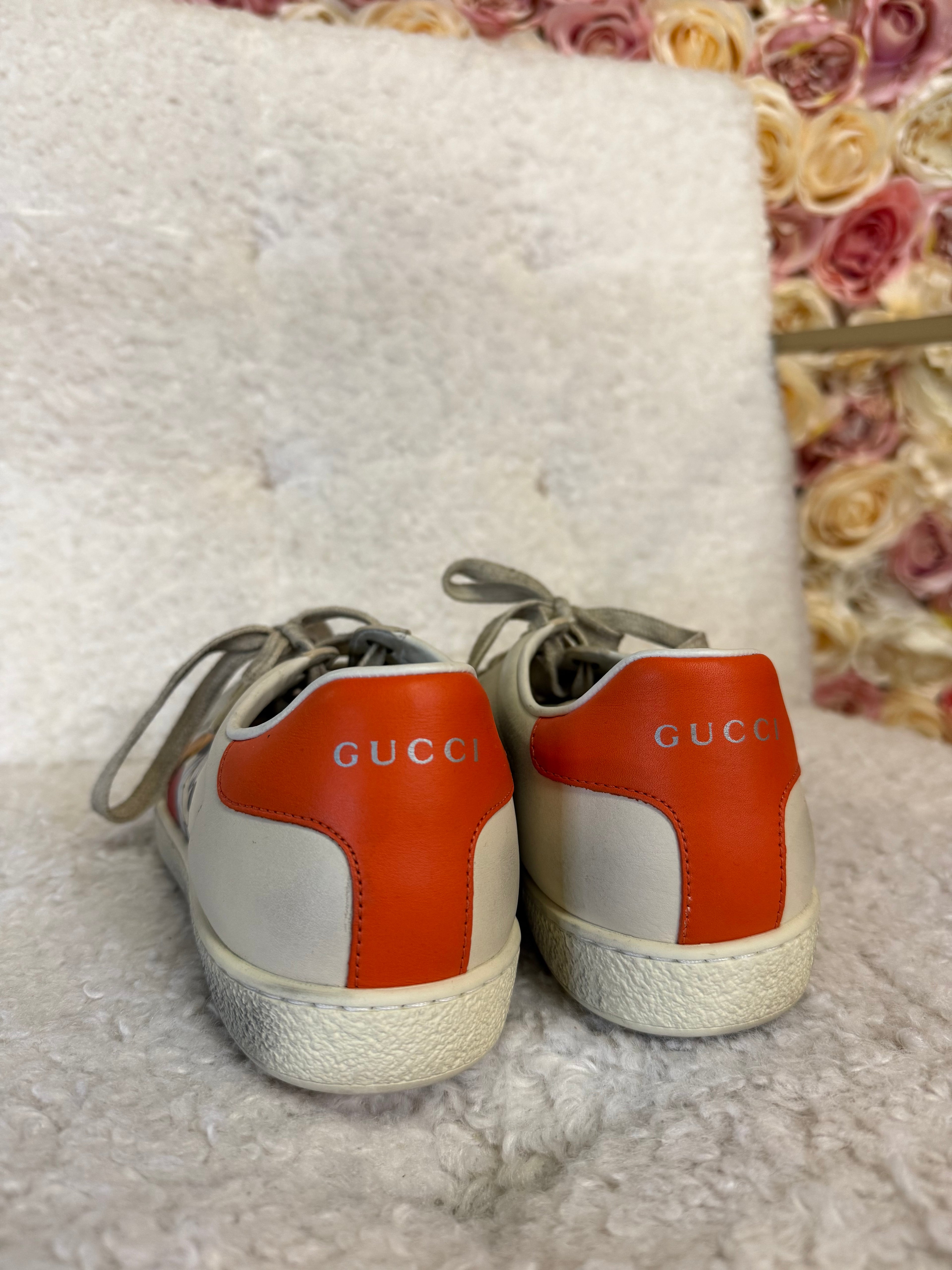 Gucci Sneakers "Mickey Mouse"