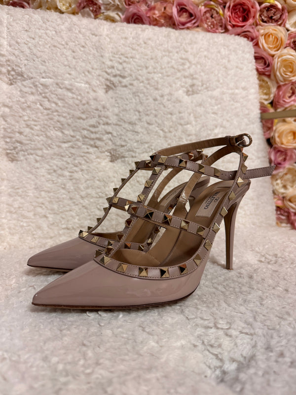 Valentino Rockstud Pumps Patent Leather Nude