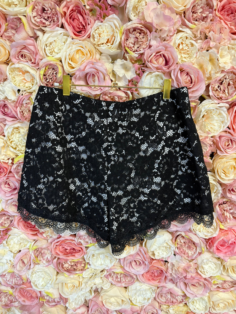 Alexis Lace Shorts Black