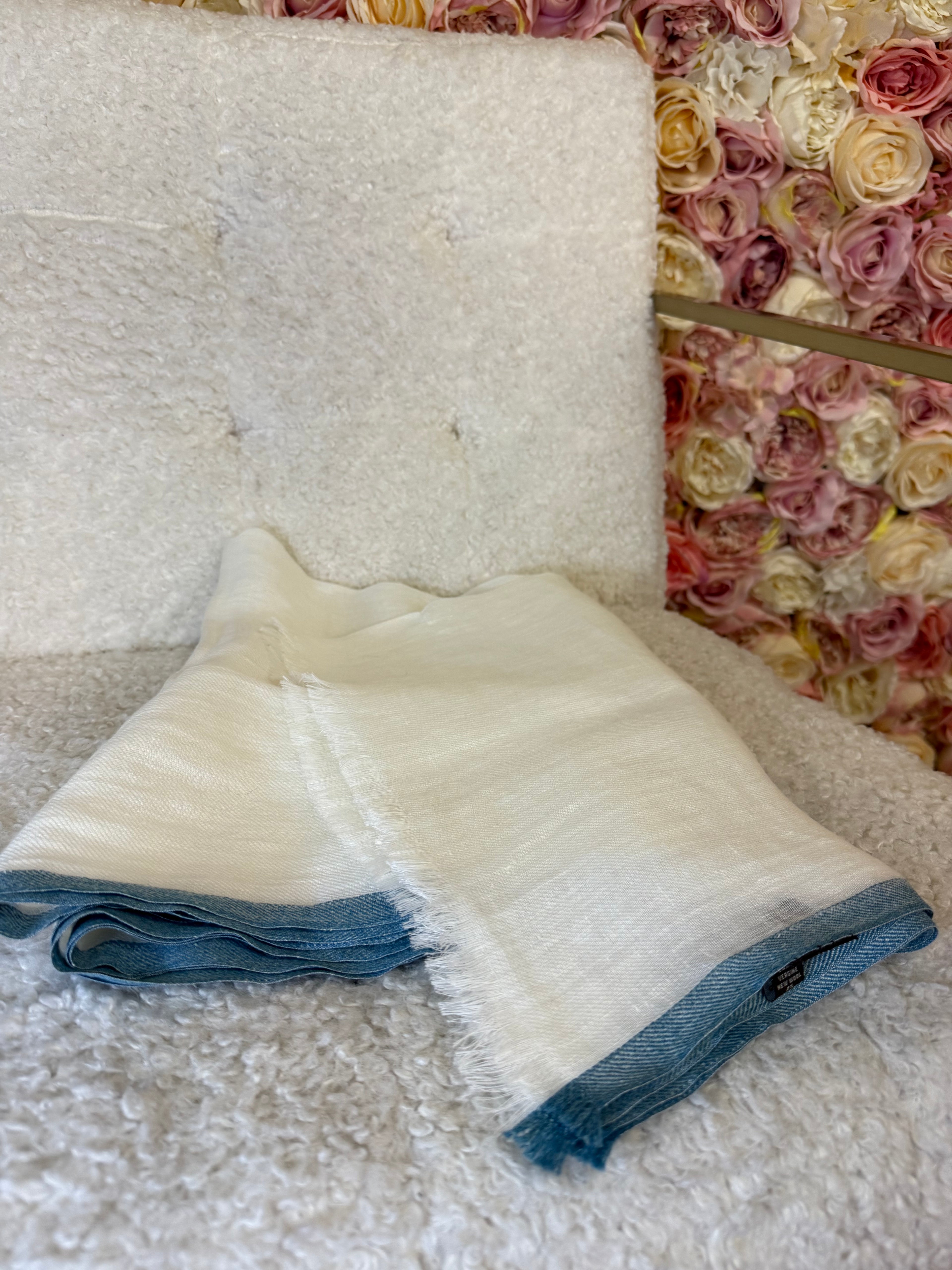 Loro Piana Linen Scarf White Light Blue