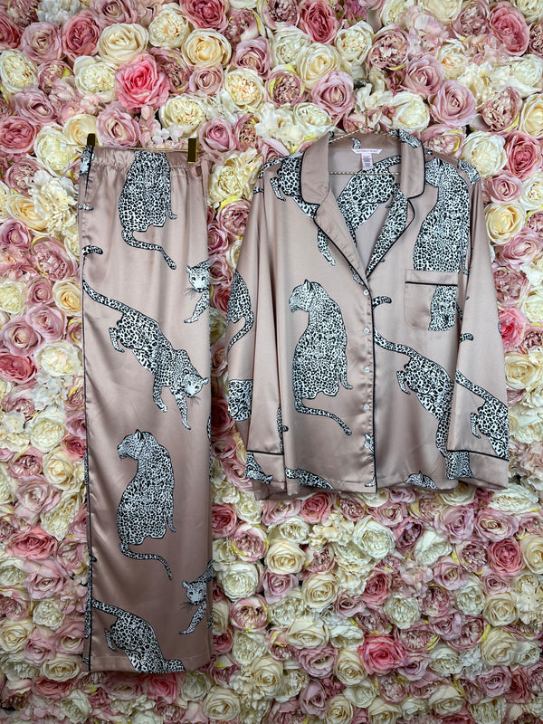 Victoria's Secret Pijama Set Light Pink with Leopard Sz. XL