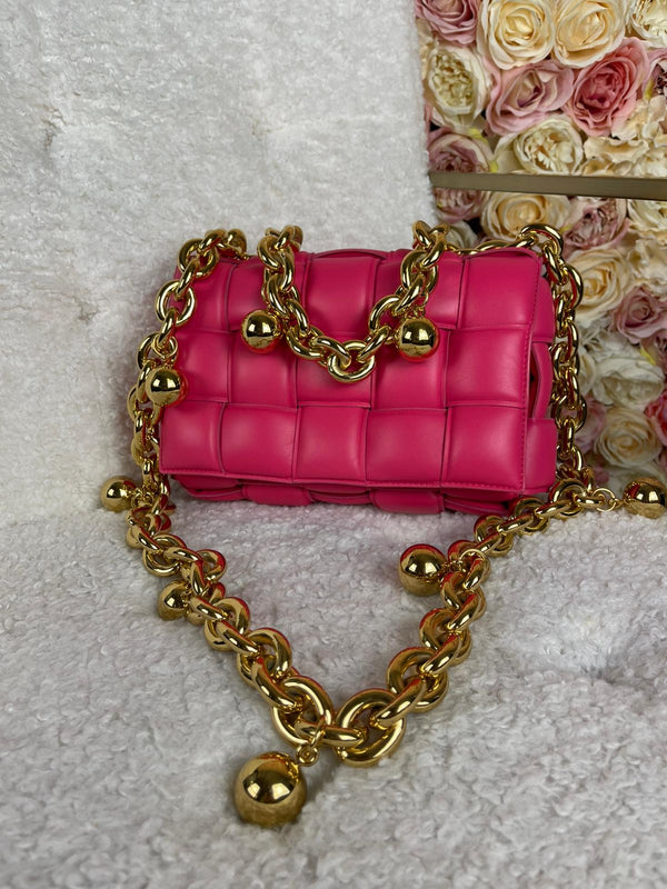 Bottega Veneta Chain Cassette Bag Pink