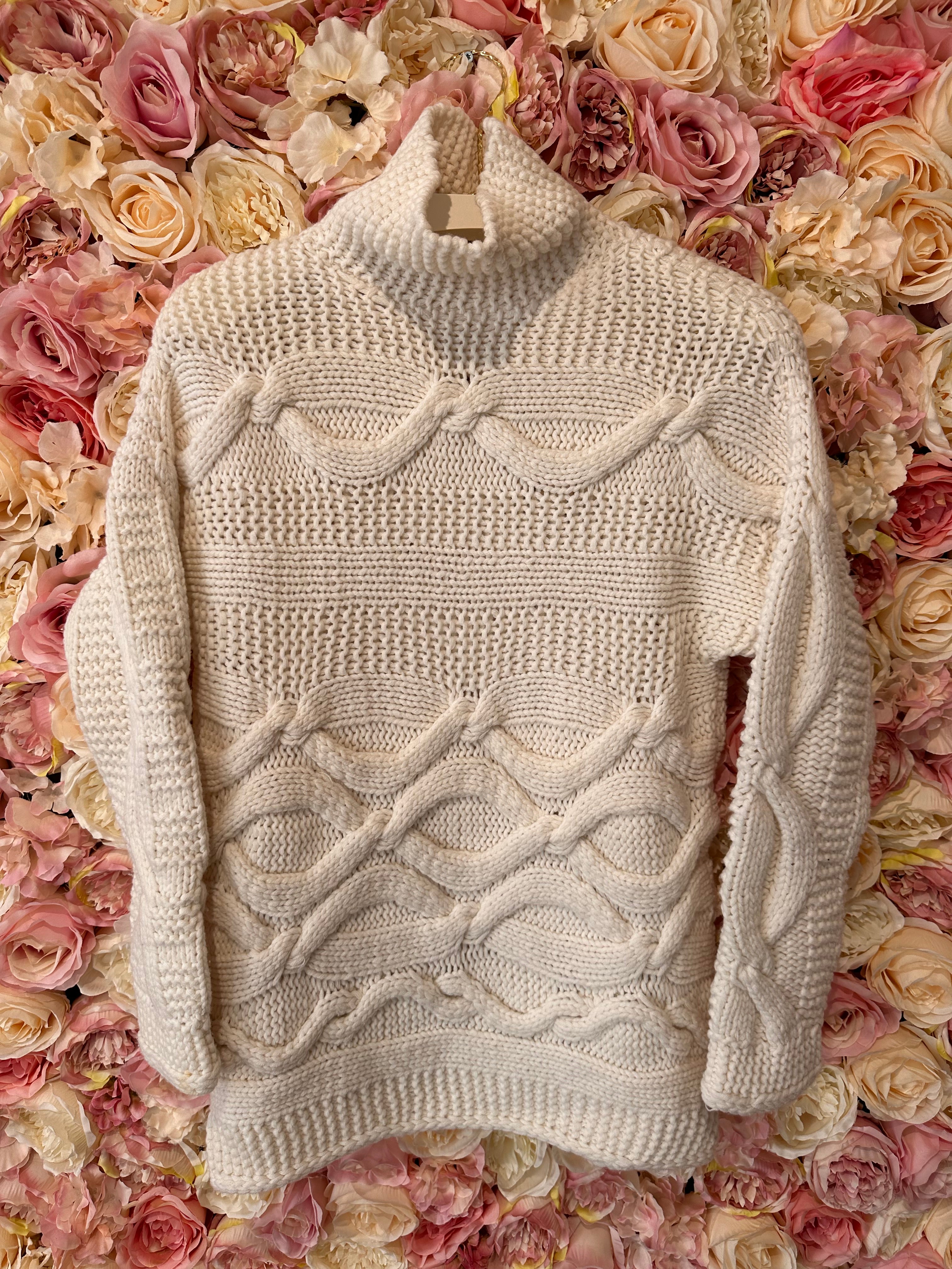 Malo Cashmere Sweater straight Cut with Turtleneck White