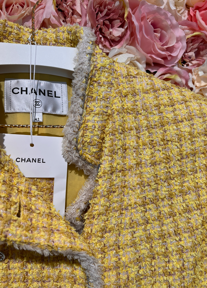 Chanel Blazer Yellow Gold Tweed