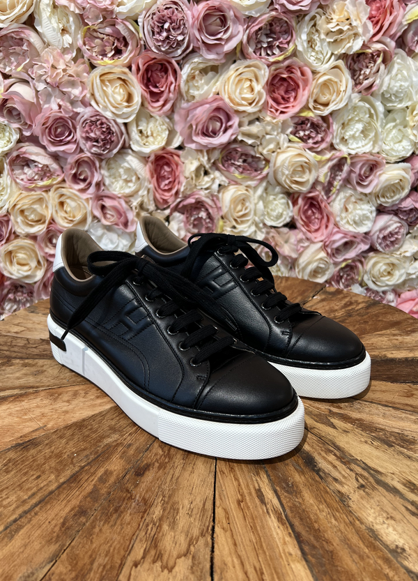 Hermès Sneakers Black with Thick Sole