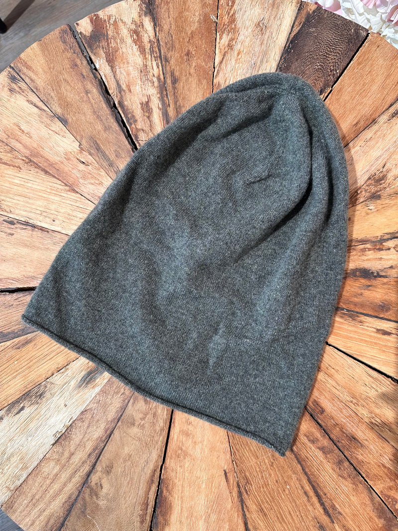 Alabaste Cashmere Beanie Green